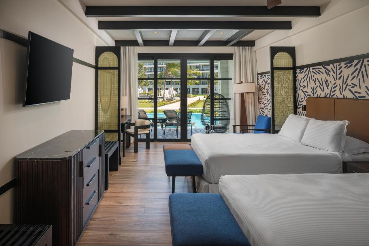 Privilege Junior Suite Swim Up
